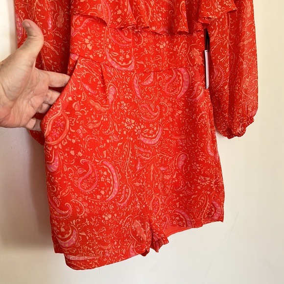 1.State Orange Paisley Off Shoulder Romper NWT - Picture 3 of 8